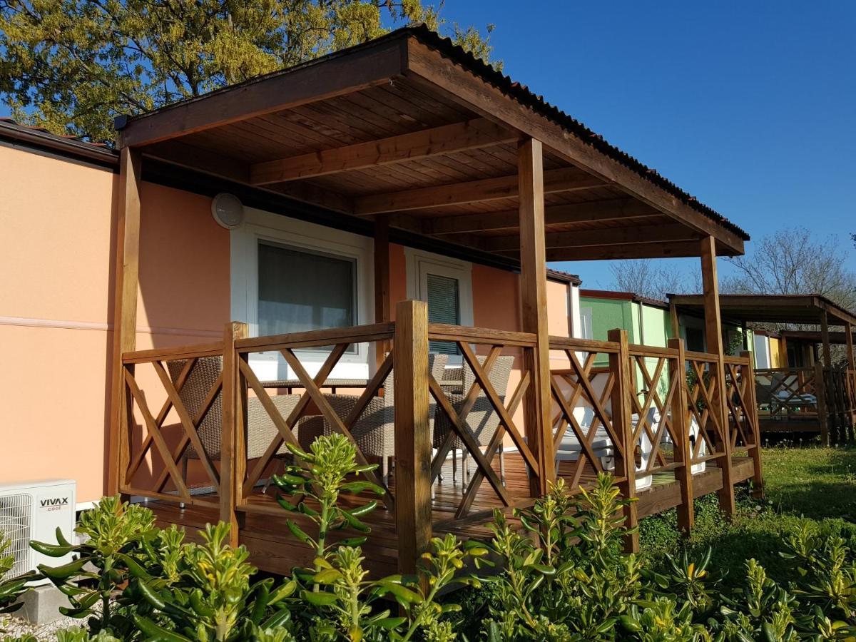 Naturist Mobile Homes Eden In Fkk Ulika 波雷奇 外观 照片